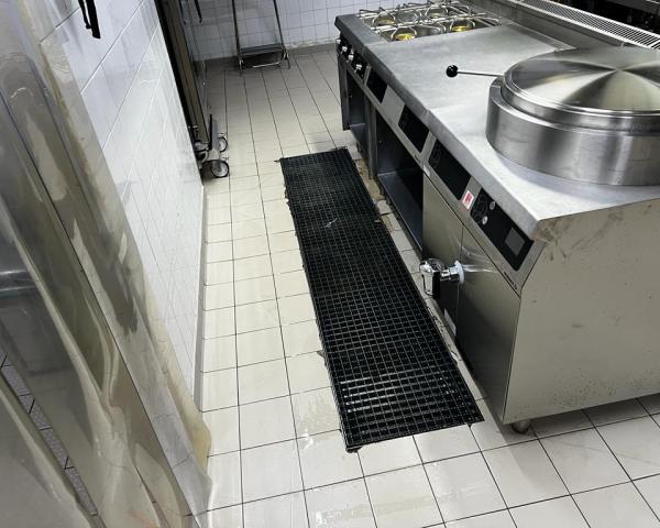 Piano de cuisson professionnelle 2